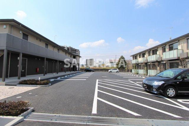 サンビレッジの駐車場