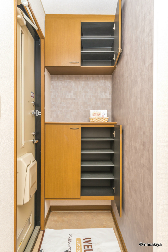 ツインズコート稲田の玄関|下駄箱