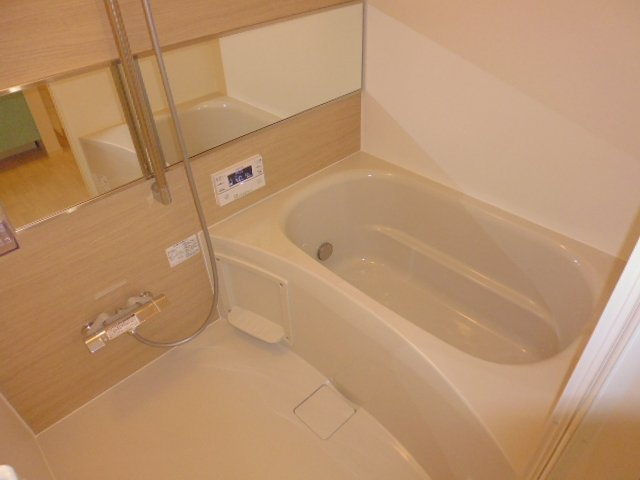 瀬戸内ハウジングの浴室|追い焚きバス