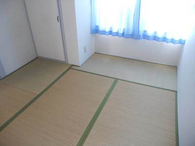 コーポ御前の和室