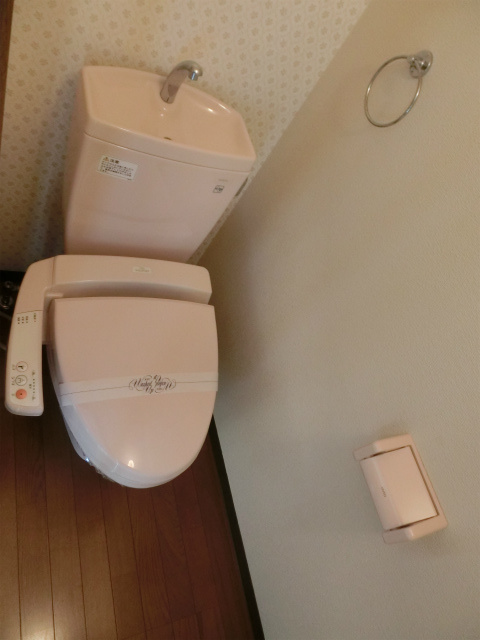 湊町ビルのトイレ