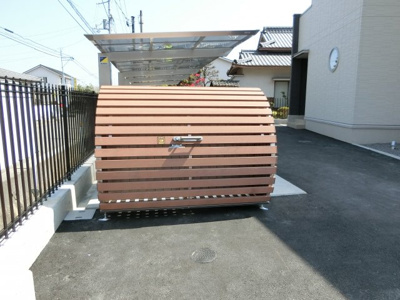 【その他共用部分】 | Nefuelt | ゴミ置き場です