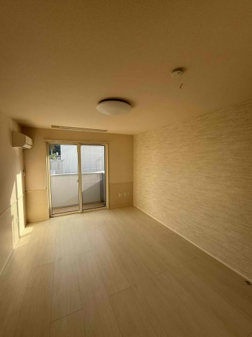 【洋室】 | Nefuelt | 素敵なクロスの洋室です