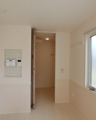 【収納】 | Nefuelt | ウォークインクローゼットです