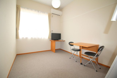 【居間・リビング】 | SQUARE豊中 | 別室の写真使用