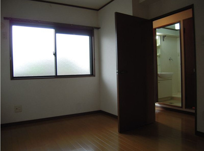 【洋室】 | ラ・フォーレ峯 | 落ち着いた色調の洋室です