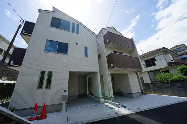 保土ヶ谷区岩井町全3棟　新築戸建ての外観