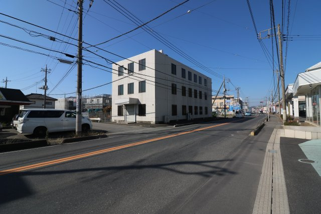 さくら屋ビルの周辺|県道６７号線（旧５０号）沿いです。