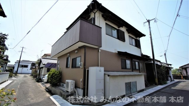 柳川市中古住宅の外観|角地にございます。