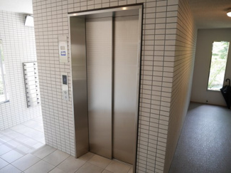 【その他共用部分】 | ロワイヤルＭ福岡空港ステーションのエレベーター