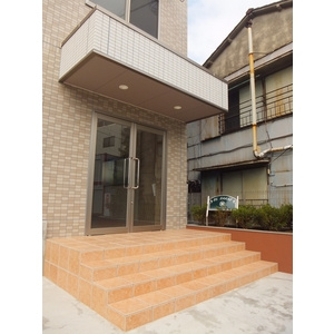 【エントランス】