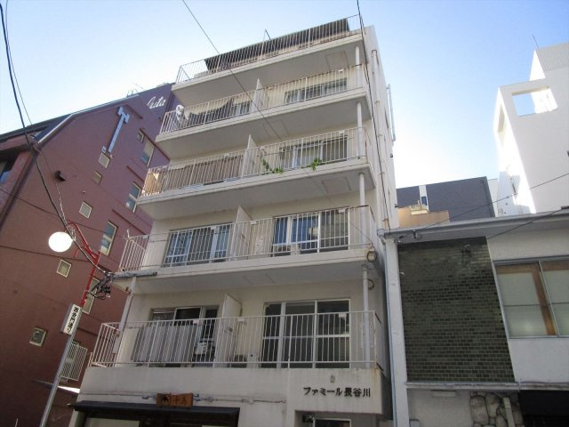ファミール長谷川