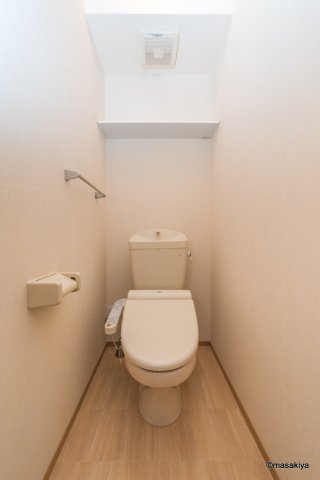 ロジュマン　デラッセのトイレ|トイレ　ウォシュレット付き。