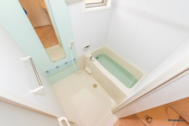 ロジュマン　デラッセの浴室|お風呂　追い焚き・浴室乾燥機付きです。