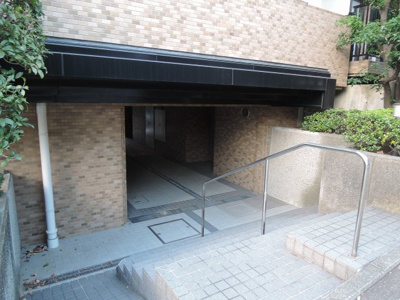 【エントランス】 | 綱島富士見台パークホームズG棟