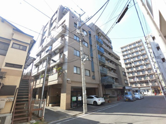 【外観】 | 横浜市営地下鉄ブルーライン「阪東橋」駅徒歩5分・「伊勢佐木長者町」駅徒歩8分。JR京浜東北「関内」駅徒歩12分。