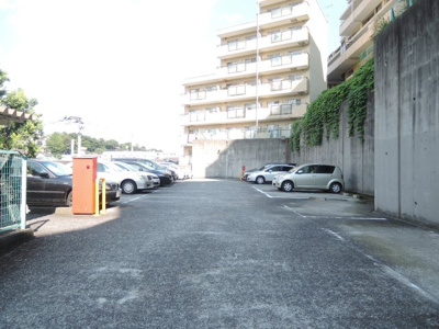 【駐車場】 | サンヴェール保土ヶ谷 | 平置き駐車場