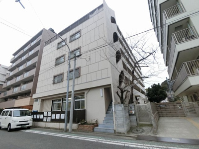 【外観】 | 保土ケ谷ダイアナハイム | JR横須賀線「保土ヶ谷」駅徒歩4分と好立地
忙しい朝が助かる立地、暮らしにゆとりが生まれます。