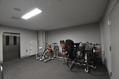 【その他共用部分】 | ブランズ横濱馬車道レジデンシャル | 駐輪場