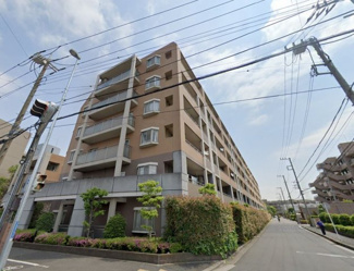 【外観】 | JR京浜東北線「鶴見」駅バス6分、バス停より徒歩1分の好立地。
静かに暮らしたい方におすすめです。