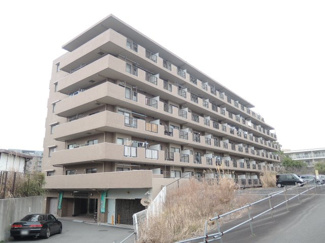 【外観】 | 5階部分につき日当たり・通風良好
独立性の高い洋室は子供部屋、書斎など多目的利用が可能です。