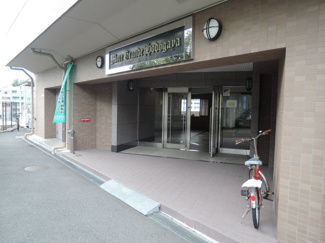 【エントランス】 | JR横須賀線「保土ヶ谷」駅徒歩14分。