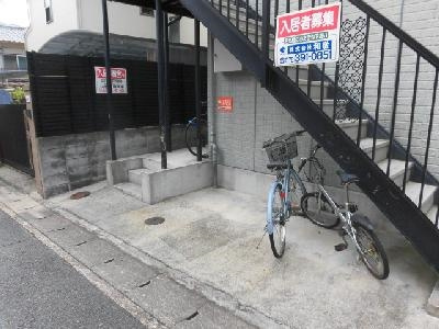 セジュールMAKOTOの駐車場|駐輪は原付まで
