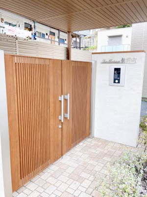 【エントランス】 | シャーメゾン龍野町