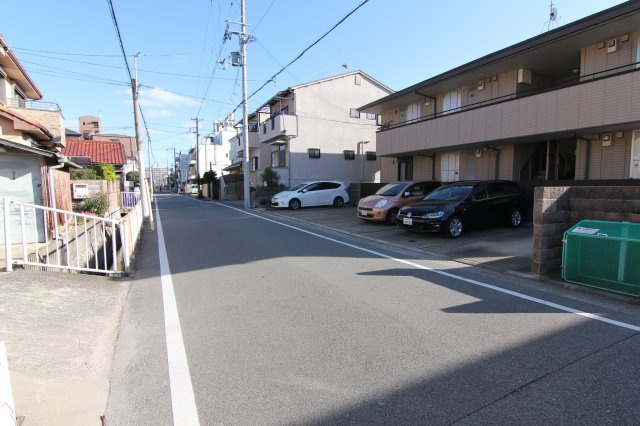 【外観】 | カーサウーノ駐車場