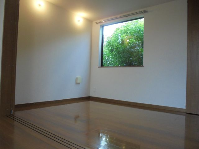 ＡＬＦＲＥＳＣＯの内装