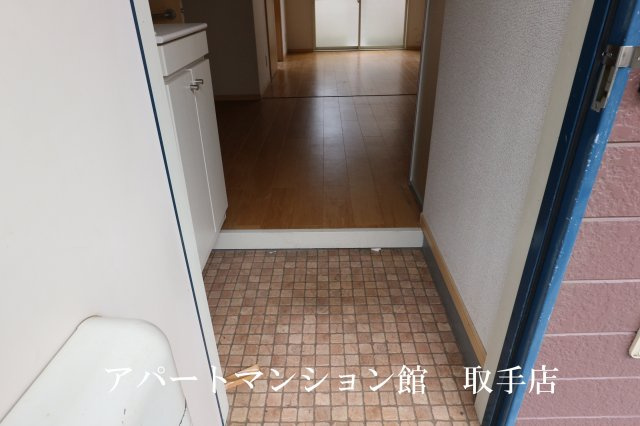 エルディム茂作の収納