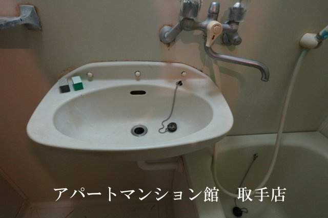 エルディム茂作の洗面所