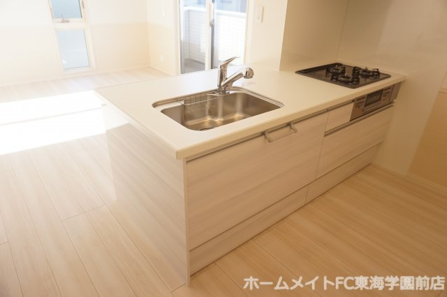 熊本市東区長嶺東５丁目のアパートのキッチン
