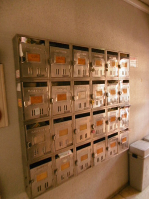 【エントランス】 | ハニーズ葛西ビル | 集合ポスト