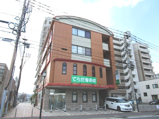 一不二ビルの外観