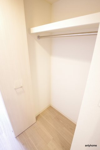プレサンス新大阪ストリーム　仲介手数料無料の収納