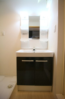 【独立洗面台】 | Merge一条通