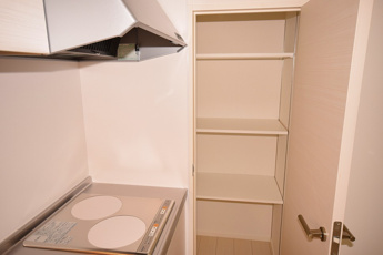 【キッチン】 | パントリーがあってとっても助かります