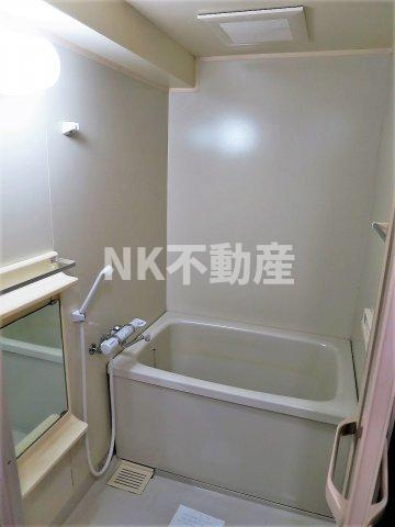 【浴室】 | カサ・ルシェロ（布施賃貸） | お風呂で日々の疲れを落としましょう