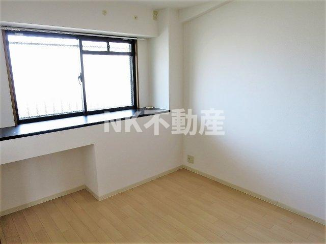 【寝室】 | カサ・ルシェロ（布施賃貸） | 寝室にいかがでしょうか