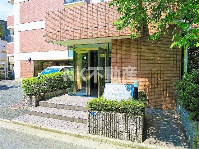 【エントランス】 | カサ・ルシェロ（布施賃貸） | 清潔なエントランスです