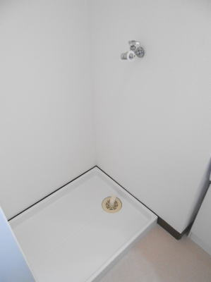 【設備】 | エンジュリー中野 | 洗濯機置場