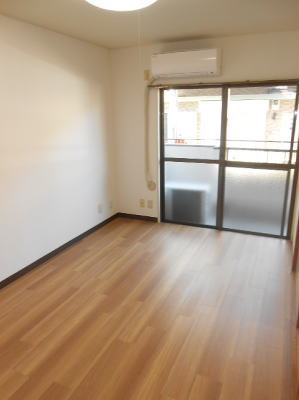 【洋室】 | エンジュリー中野