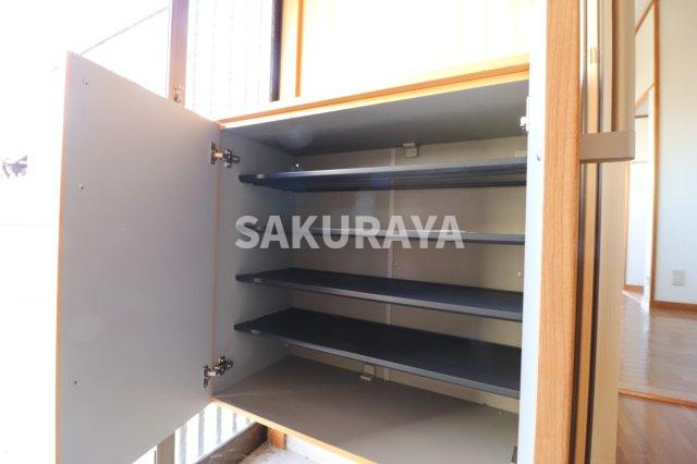 根岸方貸家Ｄ（福居町）の収納|2024年1月撮影。