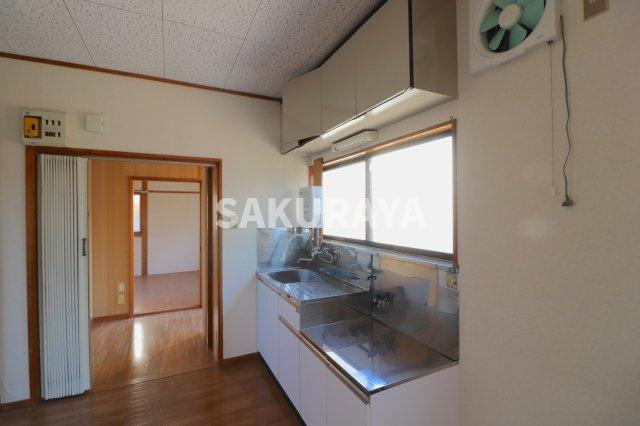 根岸方貸家Ｄ（福居町）のキッチン|2024年1月撮影。
