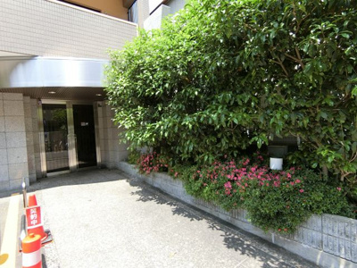 【エントランス】 | パルテール北