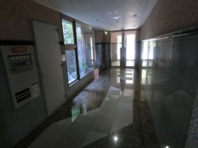 【ロビー】 | パルテール北