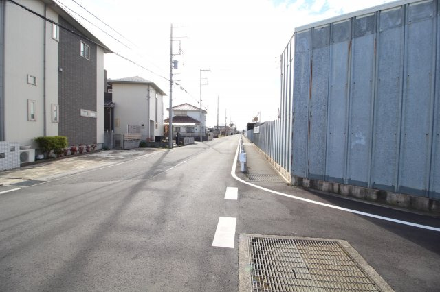 川越市上寺山　建築条件なし売地　東武東上線『川越駅』バス16分　【山田小学区】の前面道路含む現地写真