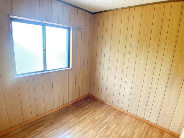 サンヒルズ高山の洋室