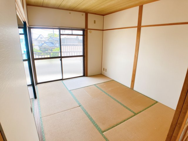 サンヒルズ高山の和室